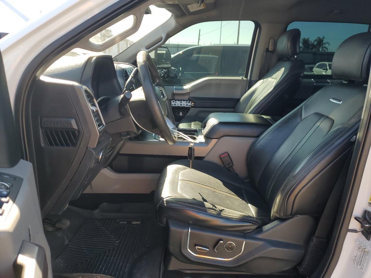 2020 Ford F250 Super Duty - Фото 7