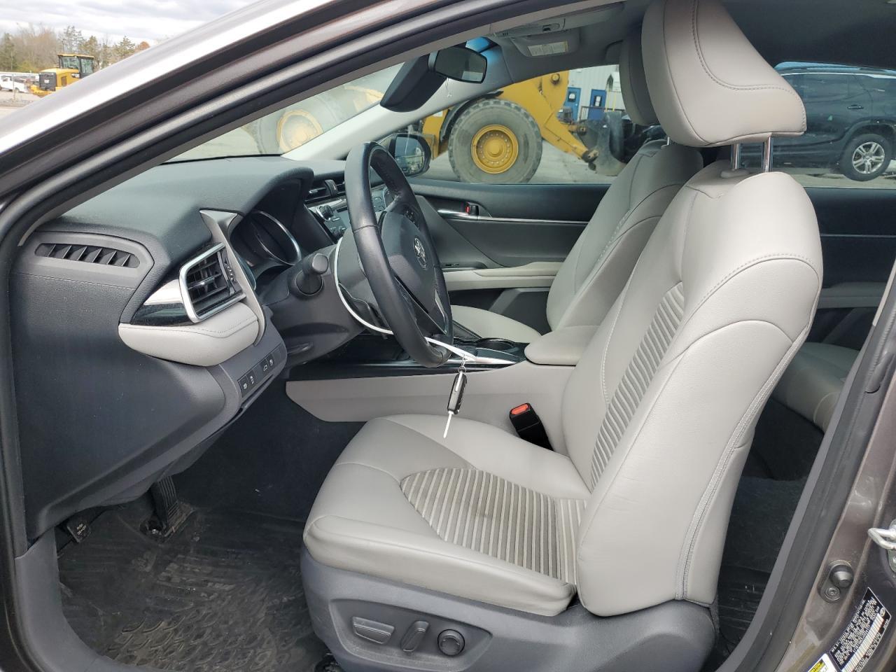 2018 Toyota Camry L - Image 7