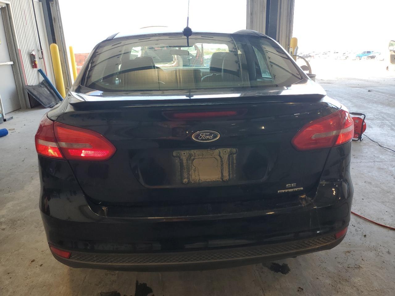 2015 Ford Focus Se - Фото 6