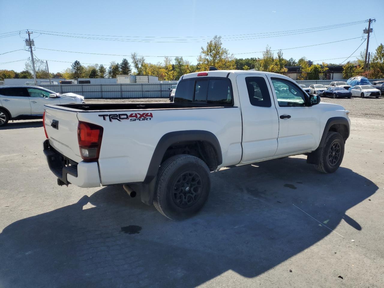 2021 Toyota Tacoma Access Cab - Image 3