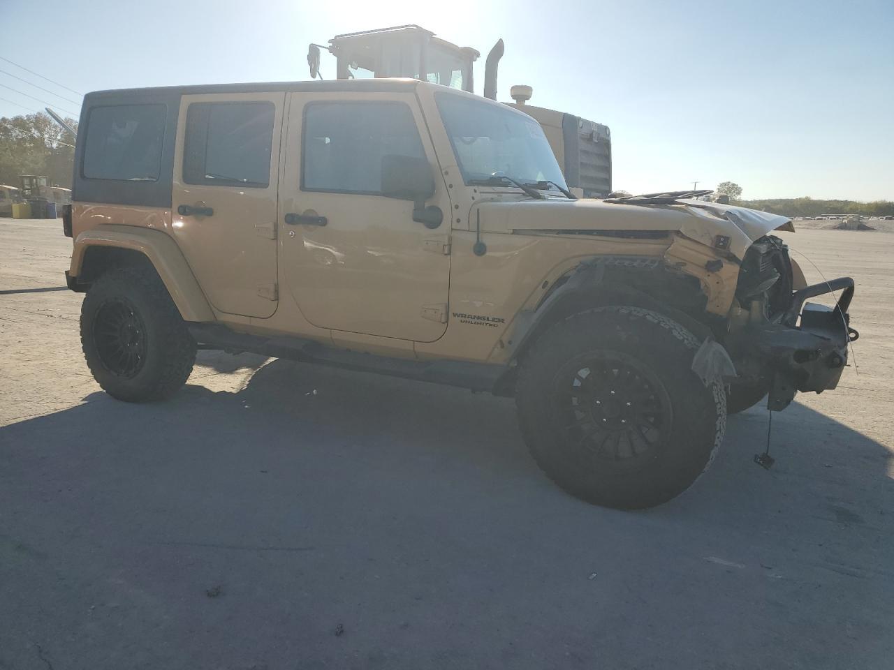 2013 Jeep Wrangler Unlimited Sahara - Фото 4