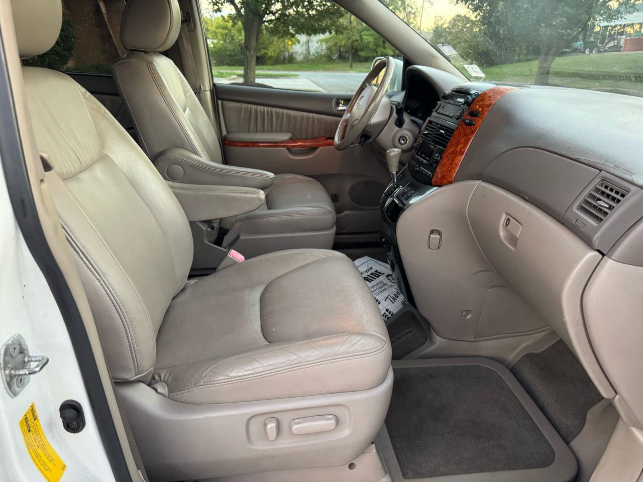 2009 Toyota Sienna Xle - Image 5