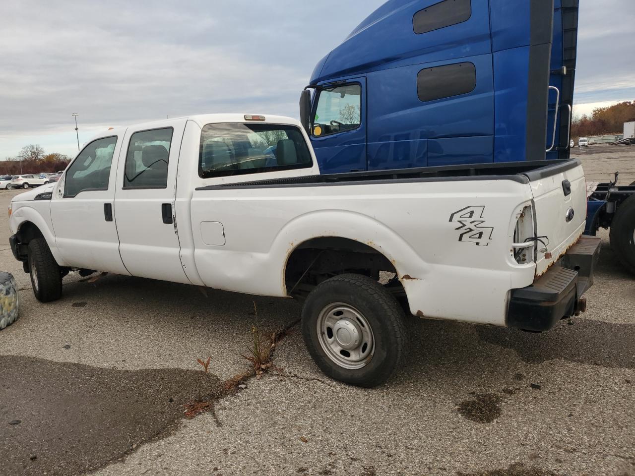 2015 Ford F250 Super Duty - Image 2