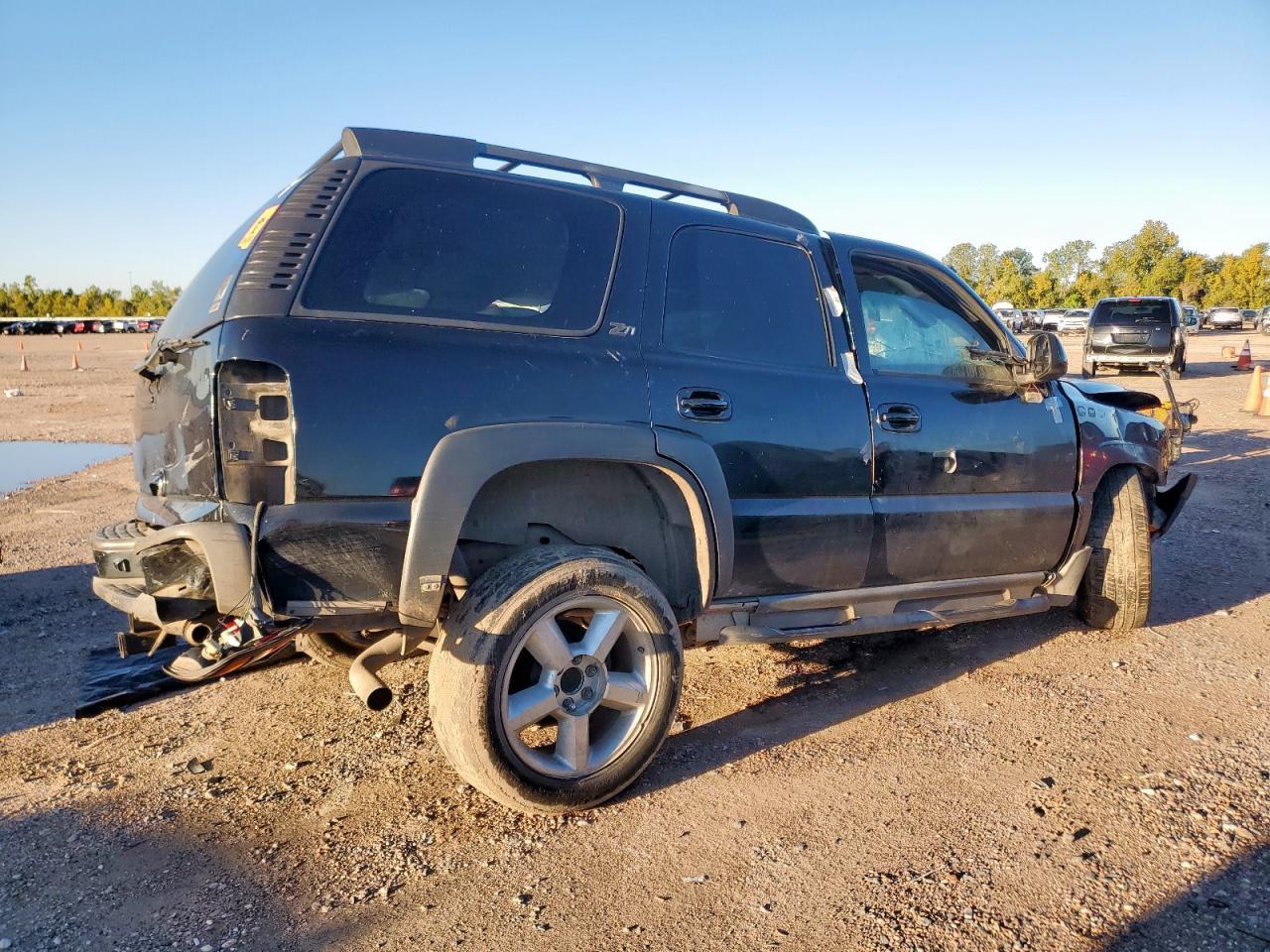 2004 Chevrolet Tahoe K1500 - Фото 3