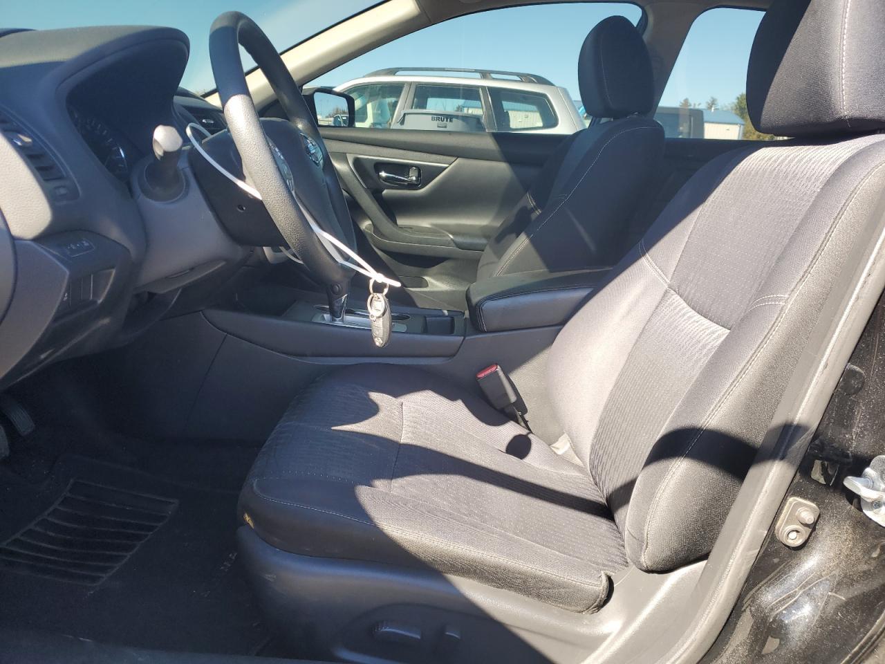 2016 Nissan Altima 2.5 - Фото 7
