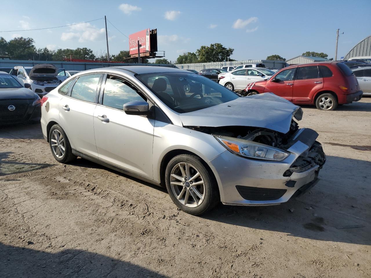 2016 Ford Focus Se - Фото 4