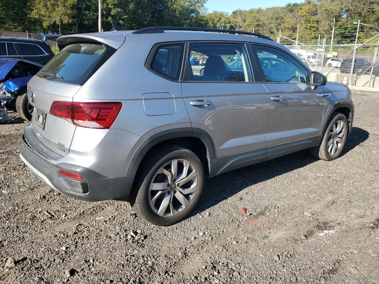 2023 Volkswagen Taos S - Фото 3