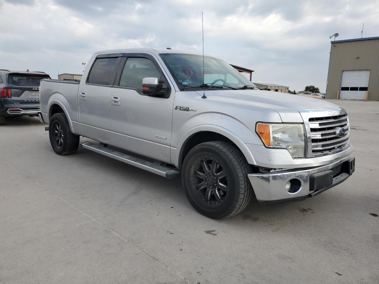 2014 Ford F150 Supercrew - Image 4