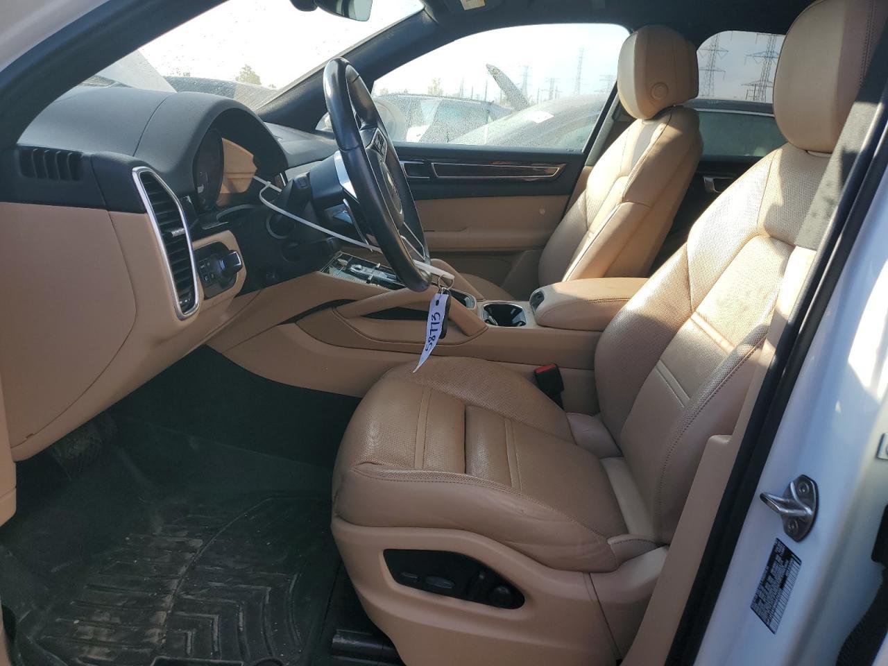 2022 Porsche Cayenne E-Hybrid - Фото 7