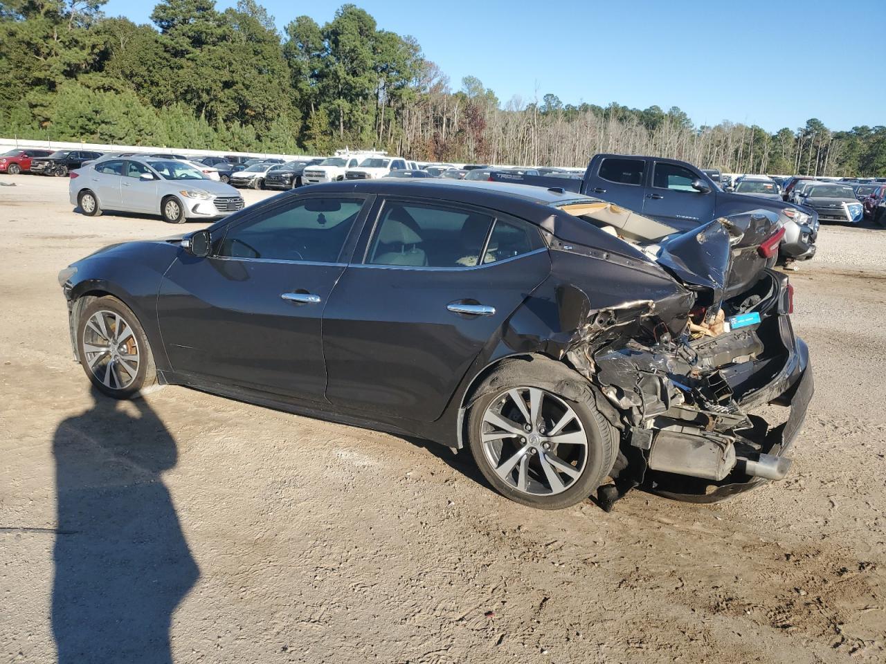 2016 Nissan Maxima 3.5S - Image 2