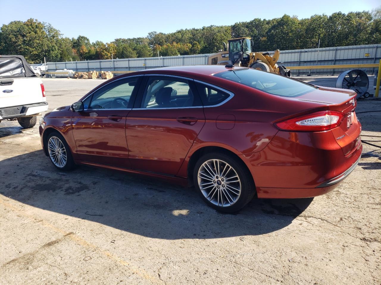 2014 Ford Fusion Se - Image 2