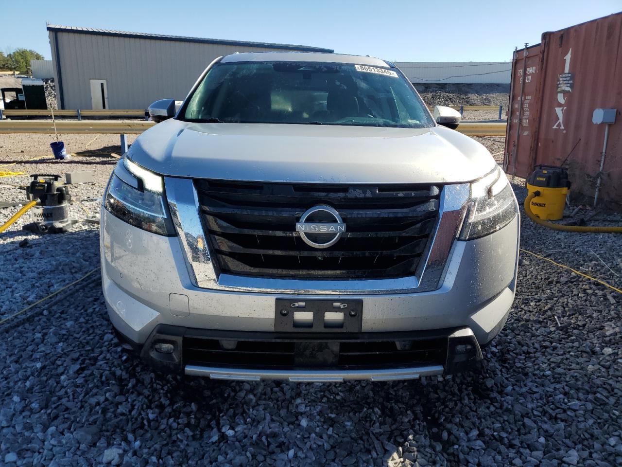 2023 Nissan Pathfinder Platinum - Фото 5