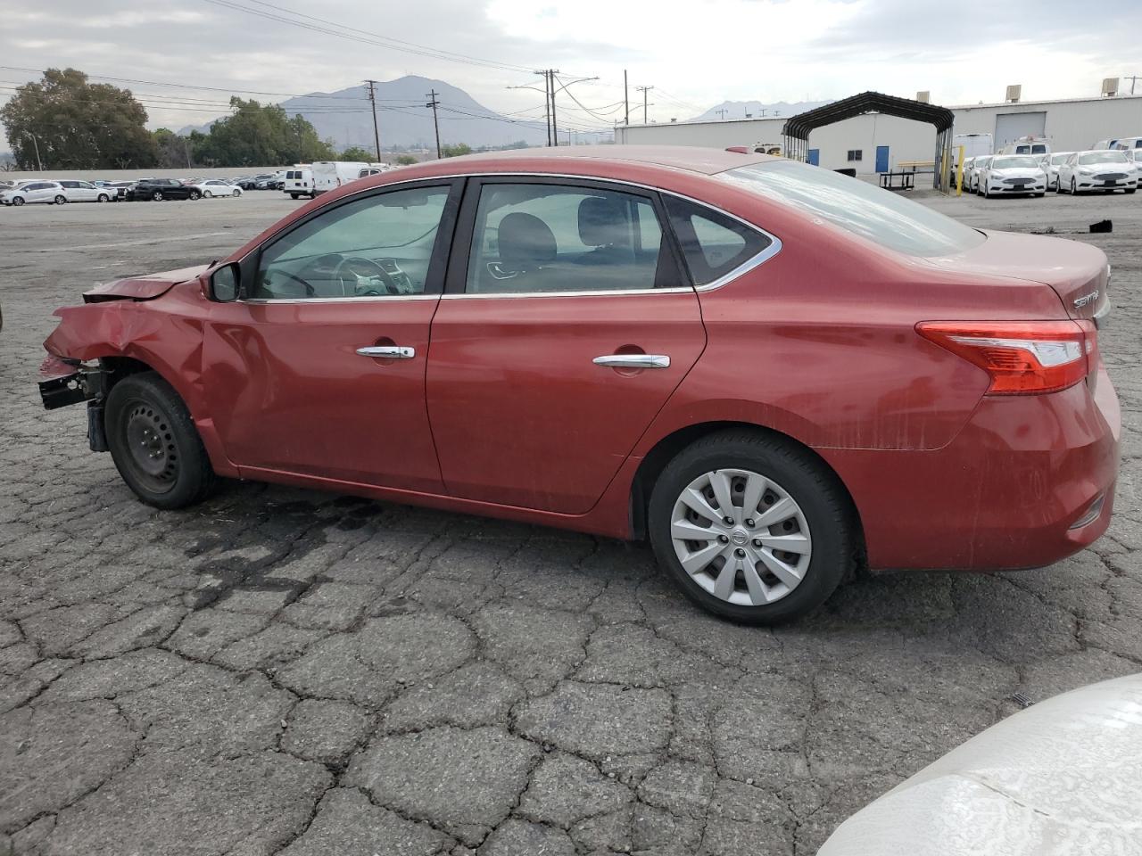 2016 Nissan Sentra S - Фото 2