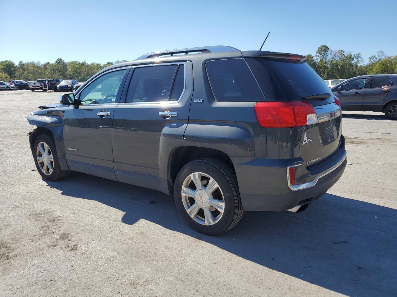 2017 GMC Terrain Slt - Image 2
