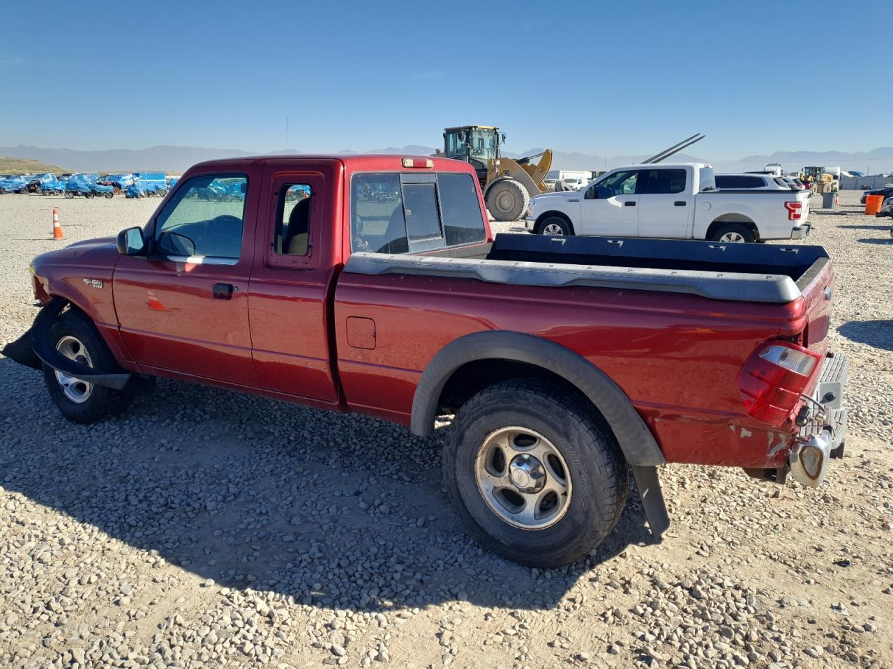 2002 Ford Ranger Super Cab - Image 2