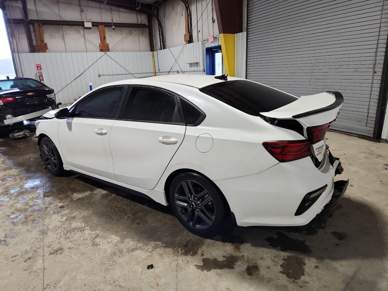 2021 Kia Forte Gt Line - Image 2