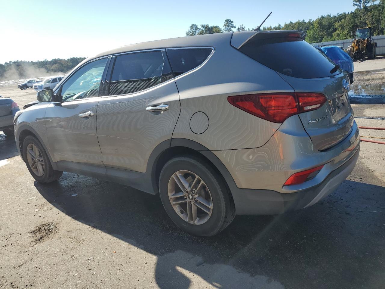 2018 Hyundai Santa Fe Sport - Image 2