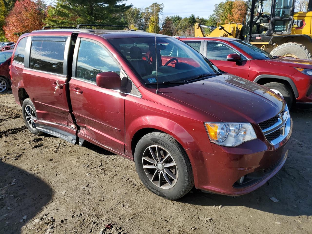2017 Dodge Grand Caravan Sxt - Image 4