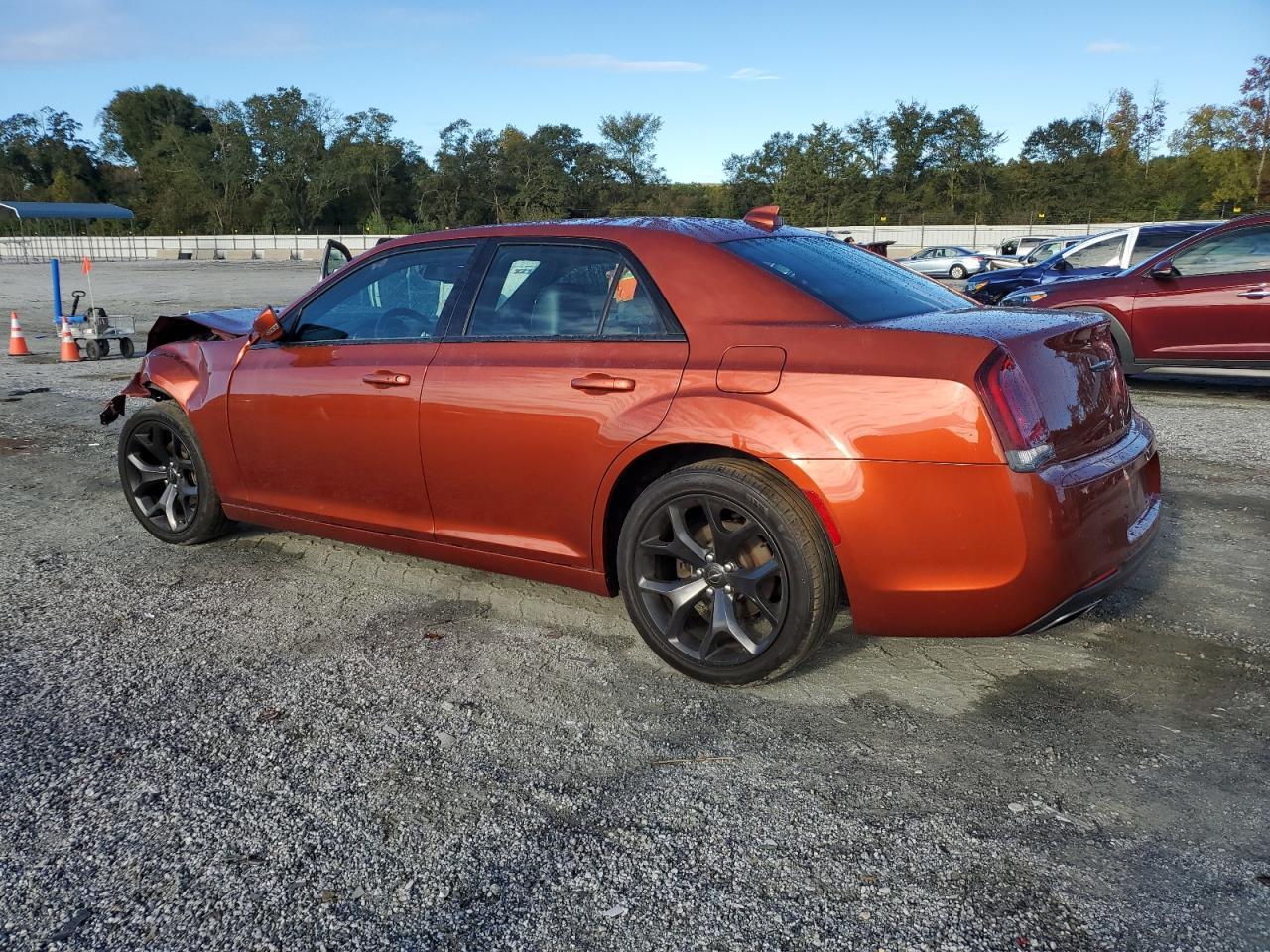 2021 Chrysler 300 S - Фото 2