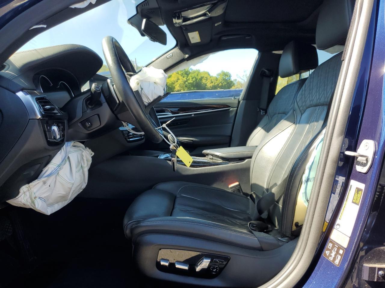 2018 BMW 540 Xi - Image 7