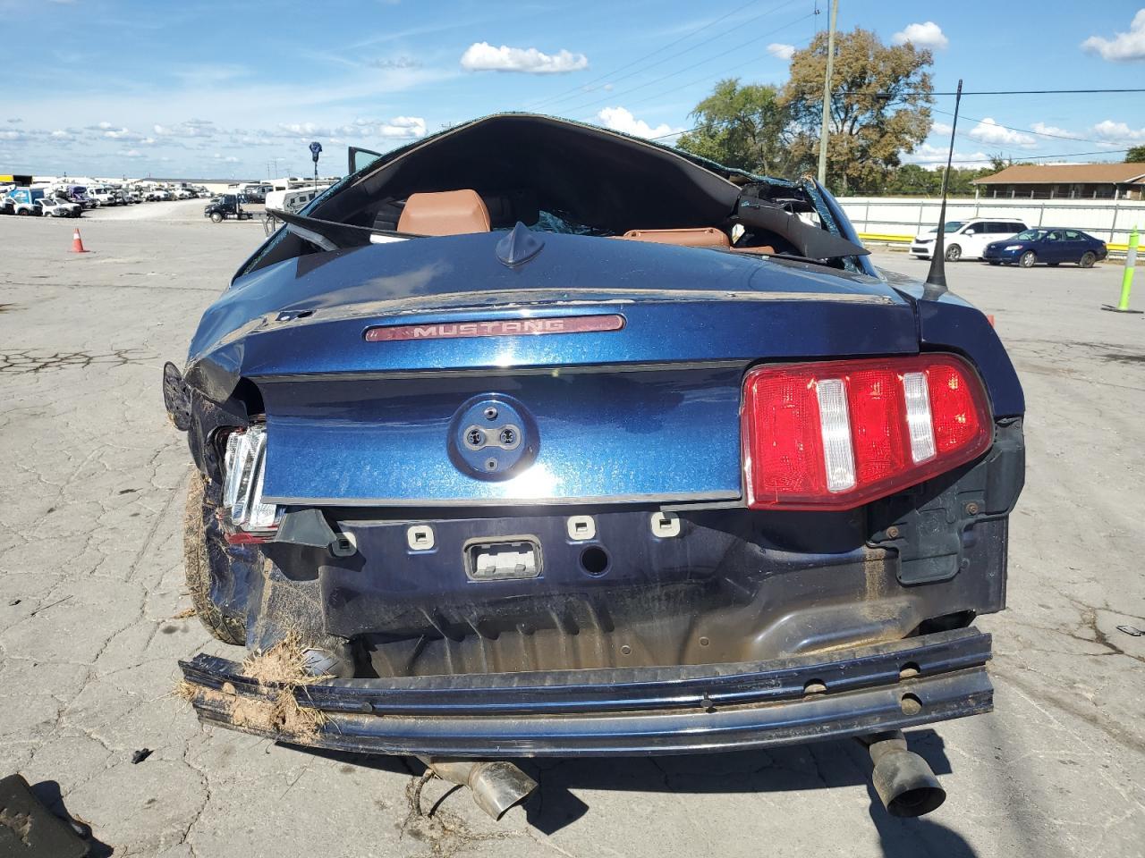 2011 Ford Mustang - Фото 6