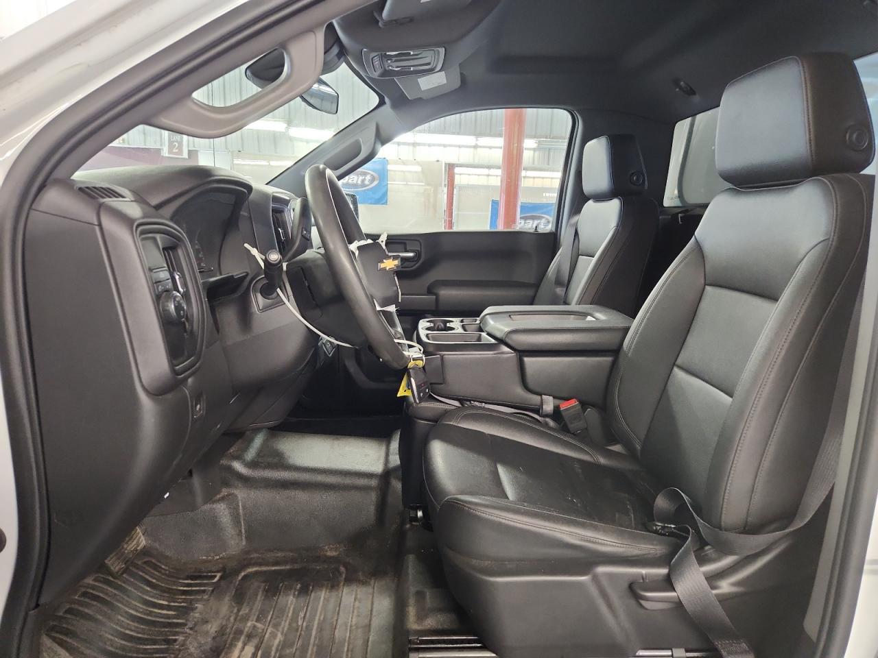 2023 Chevrolet Silverado C1500 - Фото 7