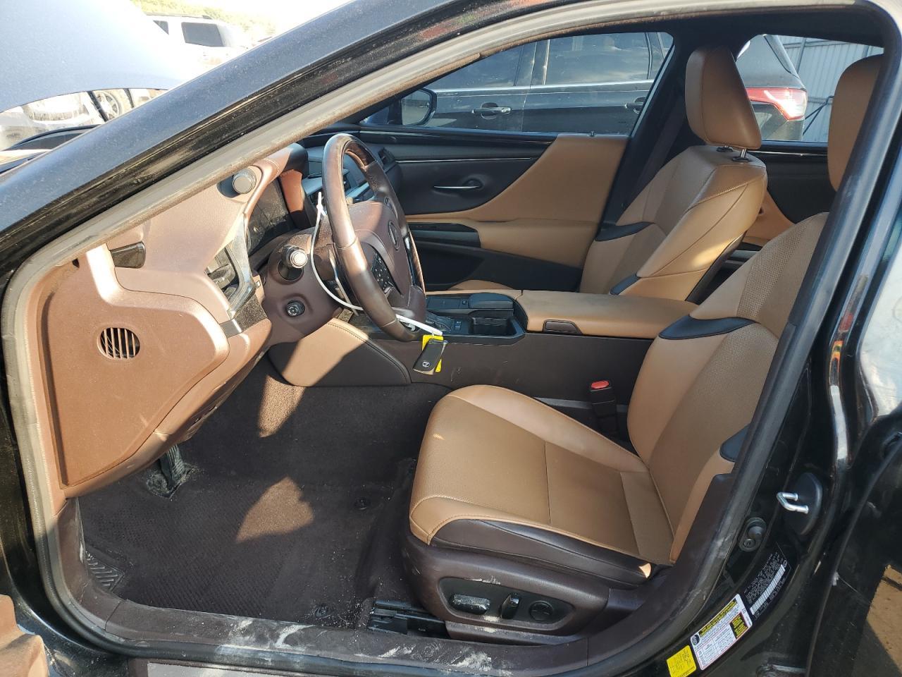 2020 Lexus Es 300H - Фото 7