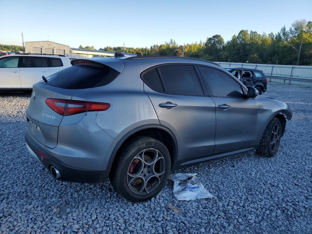 2018 Alfa Romeo Stelvio Ti Sport - Image 3
