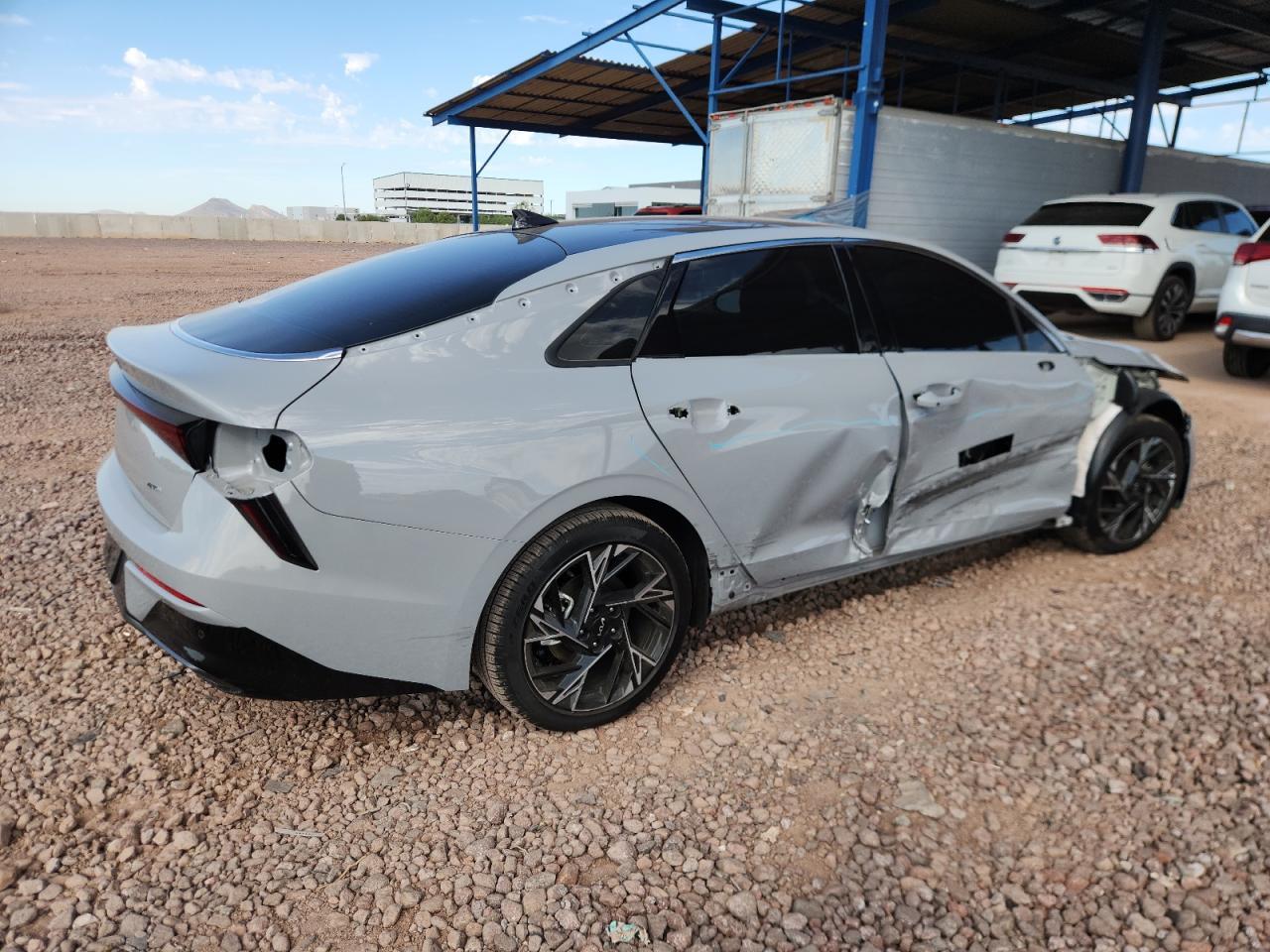 2025 Kia K5 Gt Line - Image 3