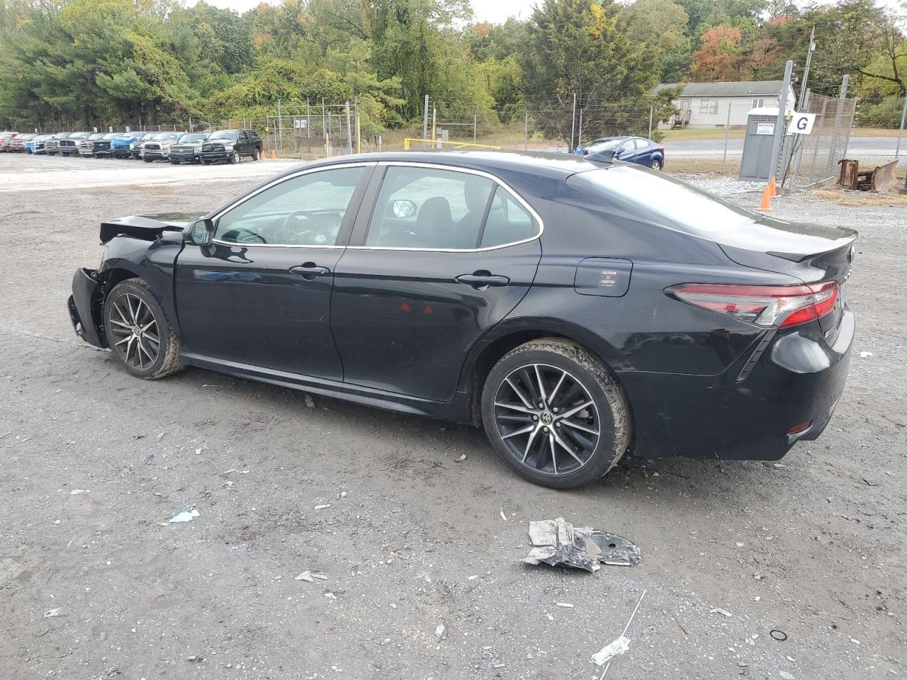 2021 Toyota Camry Se - Image 2