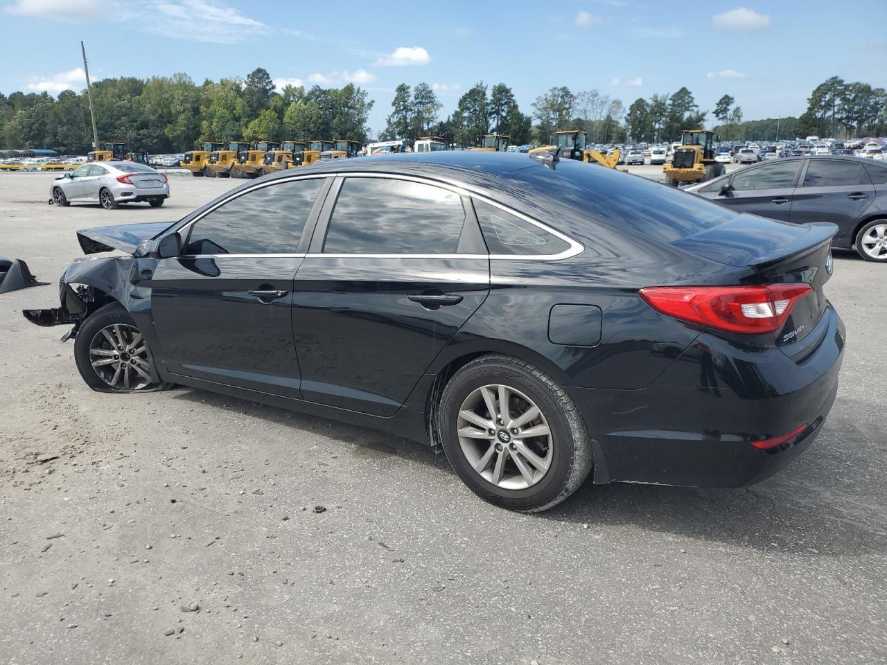 2016 Hyundai Sonata Se - Фото 2