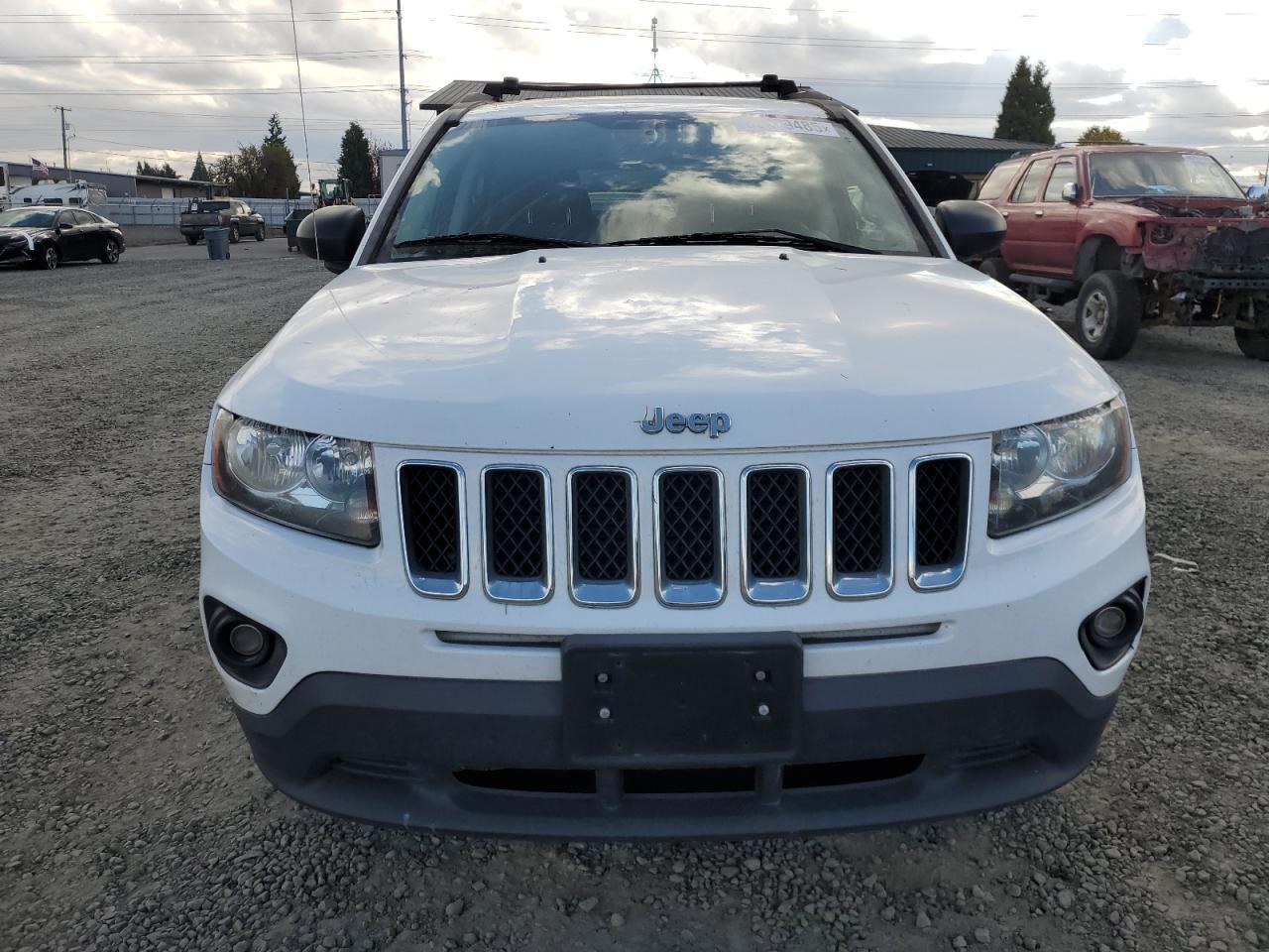 2017 Jeep Compass Sport - Фото 5