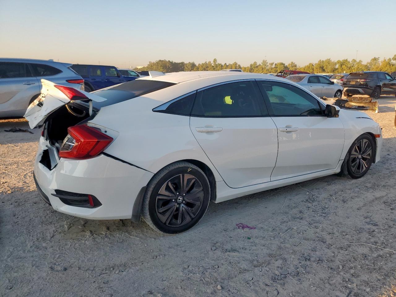 2018 Honda Civic Exl - Image 3