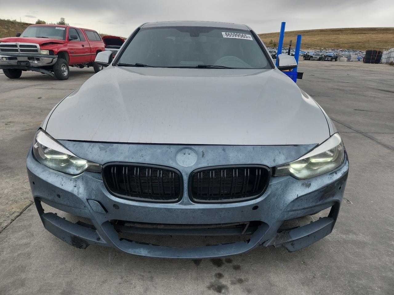2016 BMW 320 Xi - Фото 5