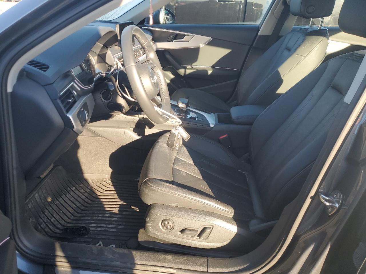 2017 Audi A4 Premium - Фото 7