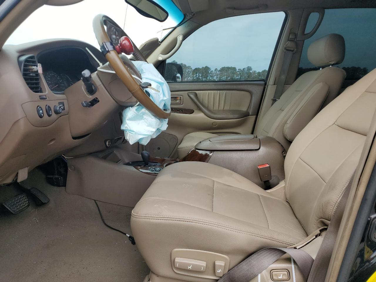 2004 Toyota Sequoia Limited - Image 7