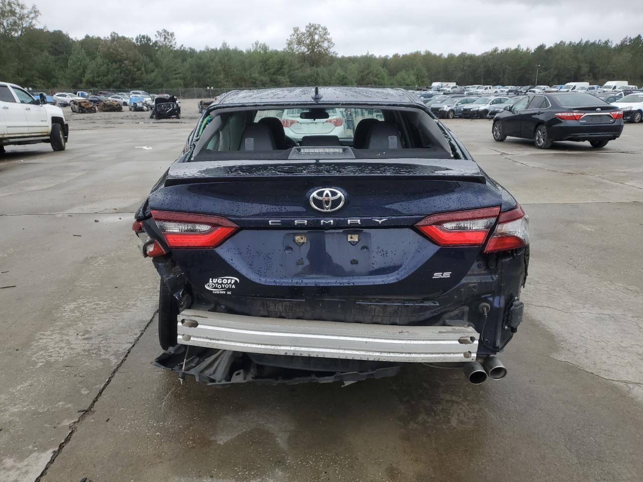 2022 Toyota Camry Se - Фото 6