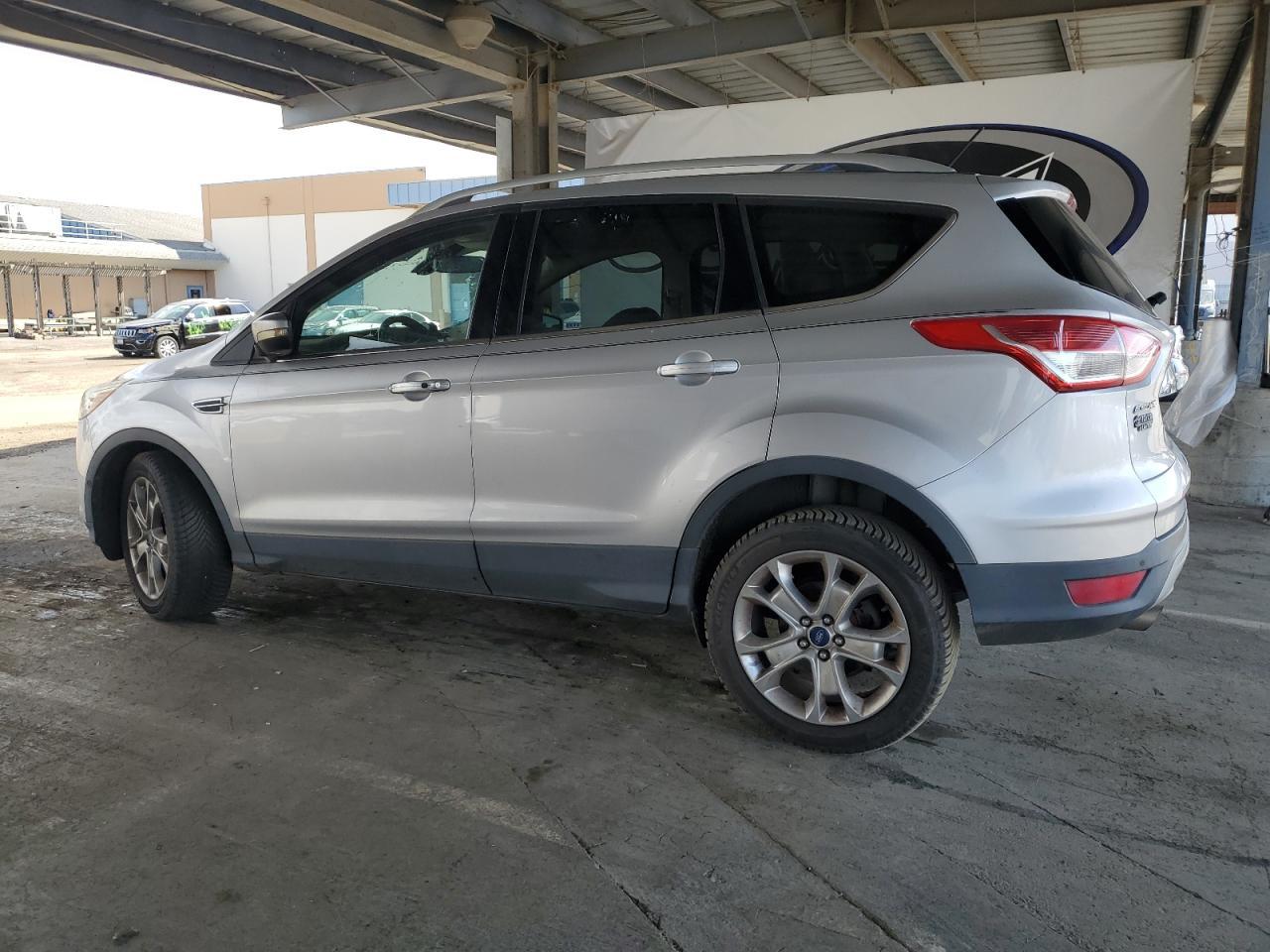 2015 Ford Escape Titanium - Image 2