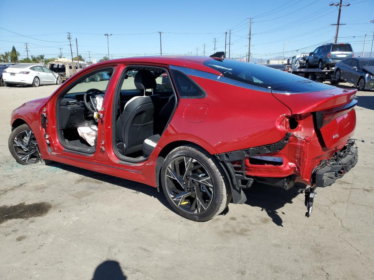 2026 Kia K5 Gt Line - Фото 2