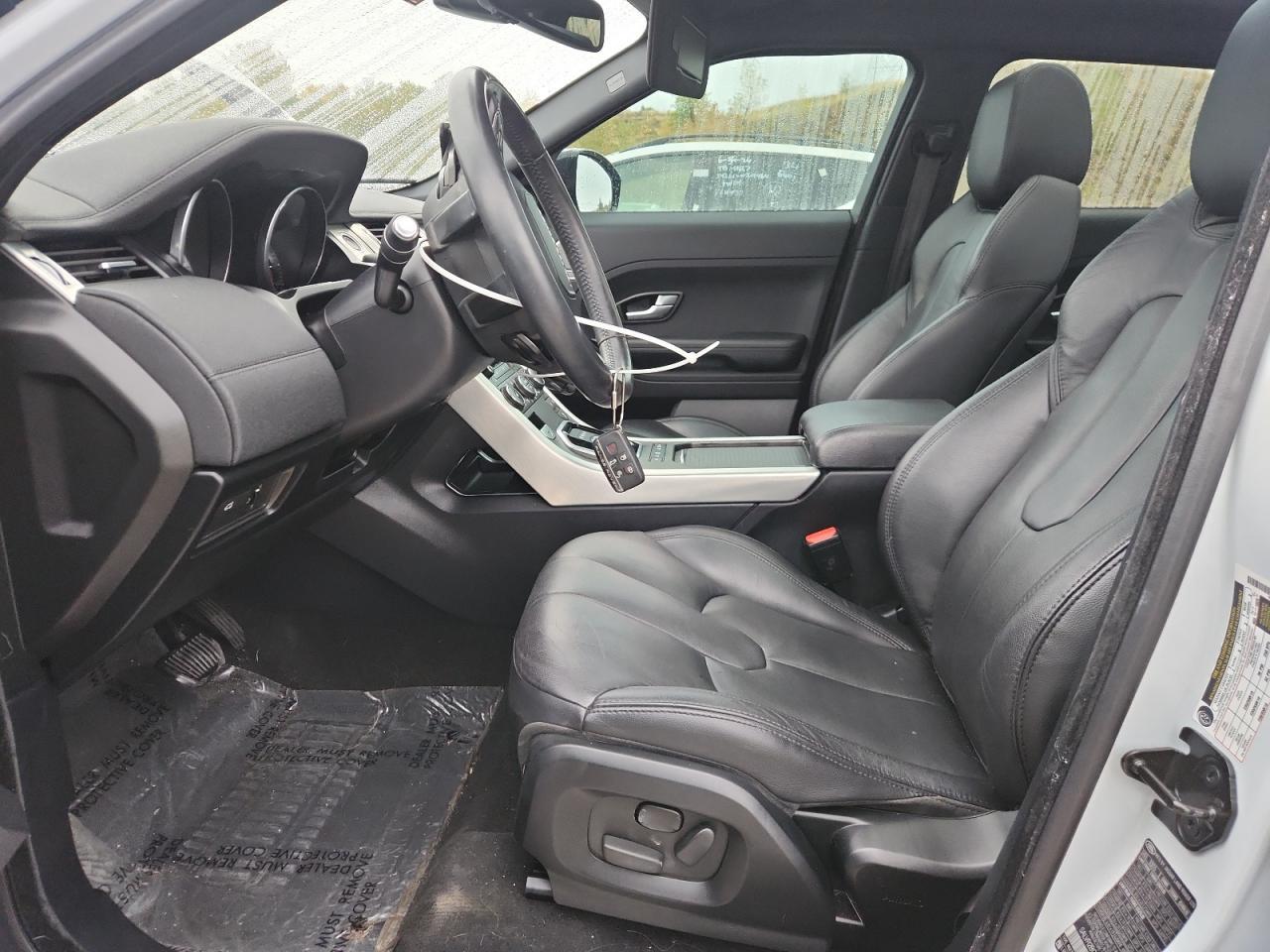 2015 Land Rover Range Rover Evoque Pure Premium - Image 7