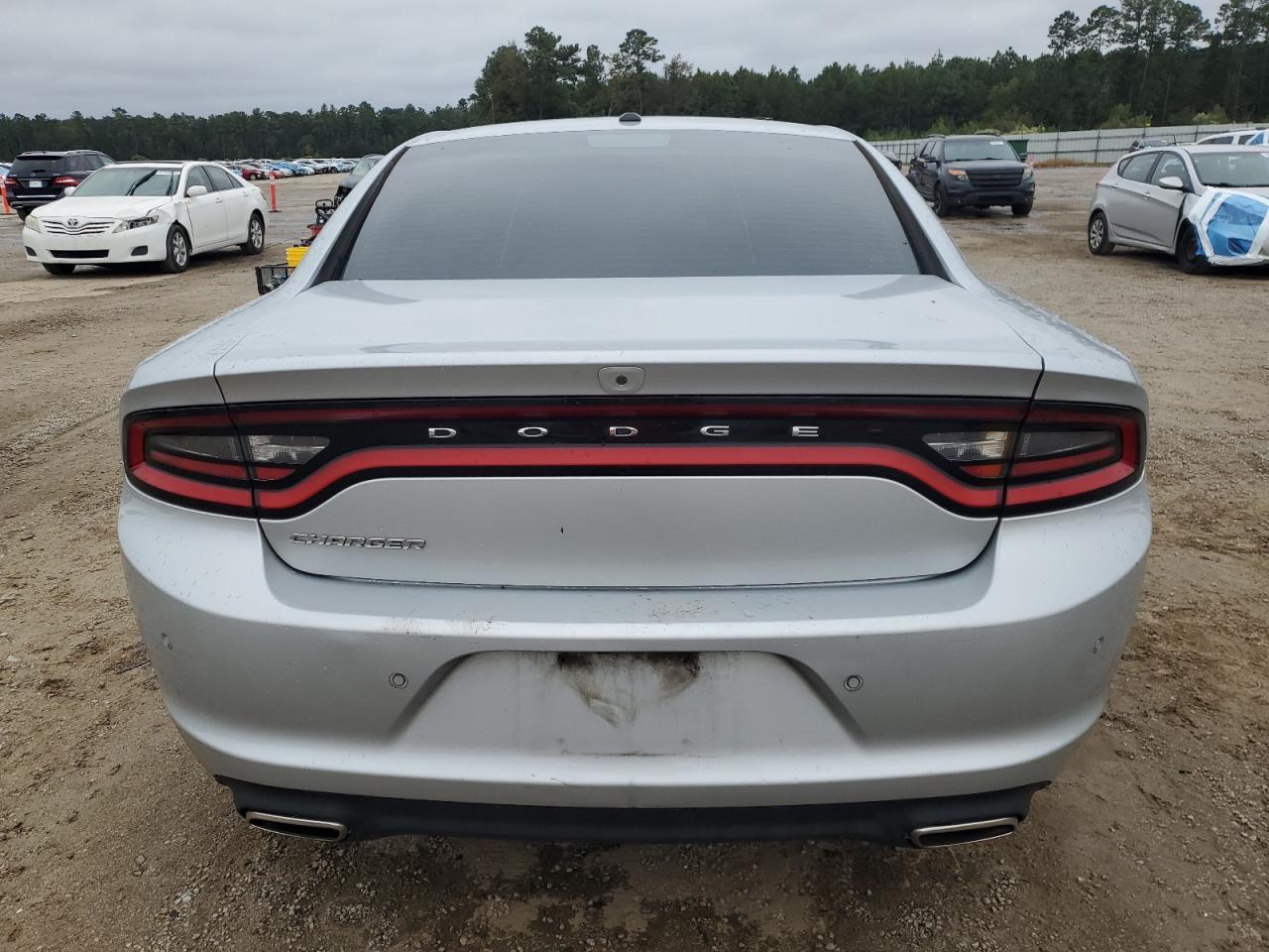 2021 Dodge Charger Sxt - Фото 6