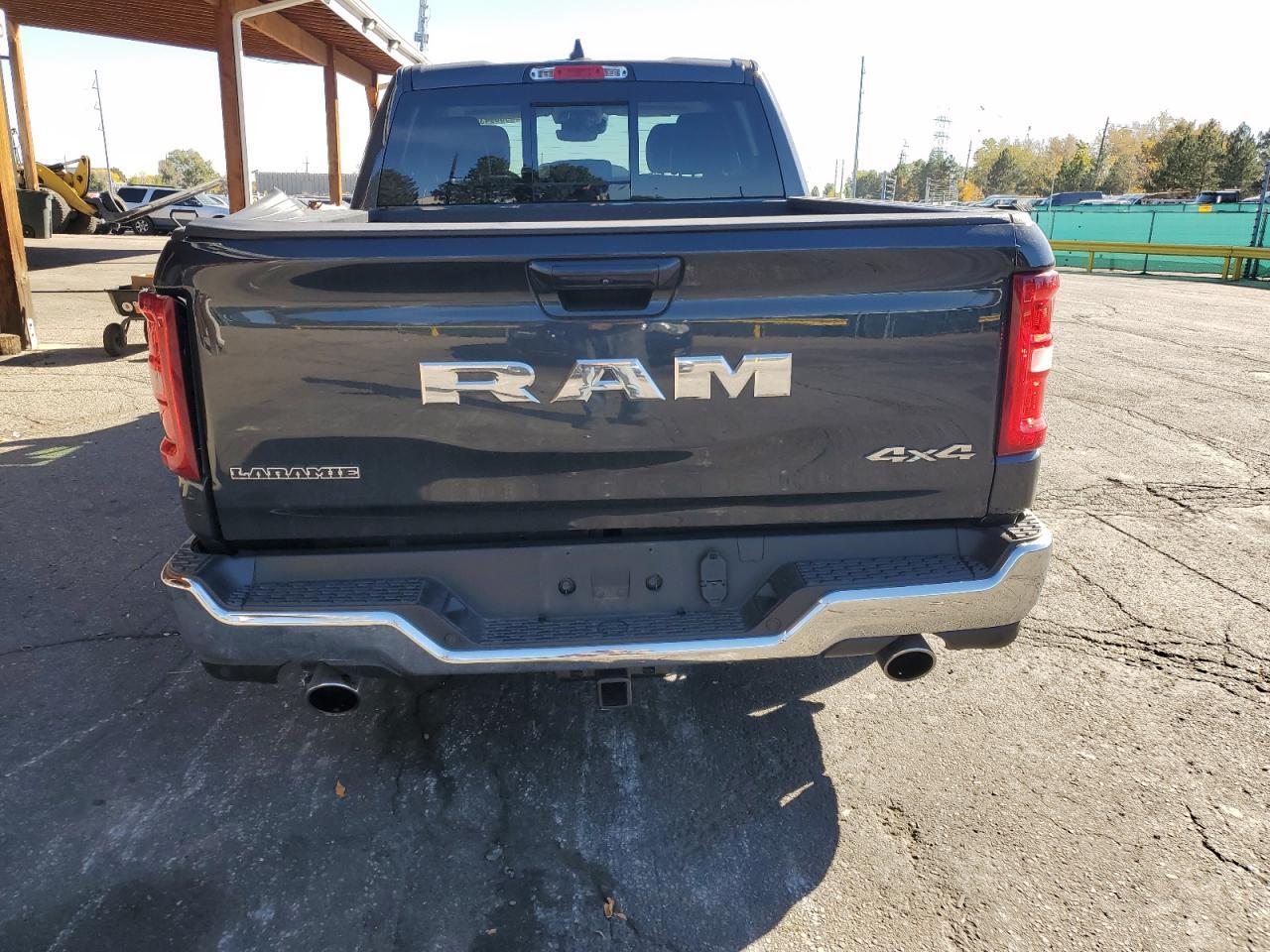 2025 Ram 1500 Laramie - Фото 6