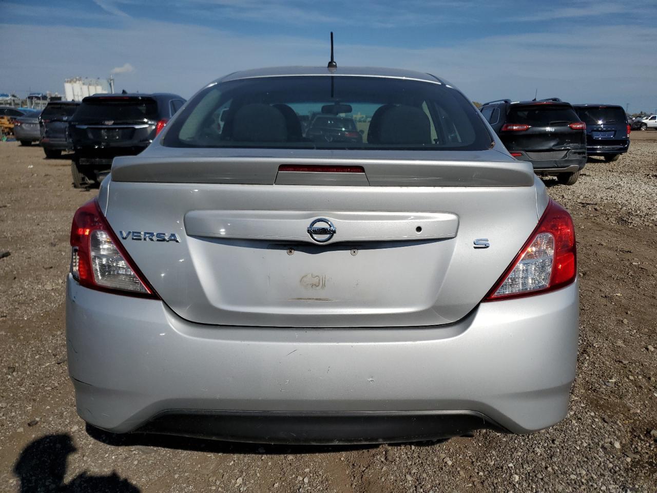2017 Nissan Versa S - Image 6