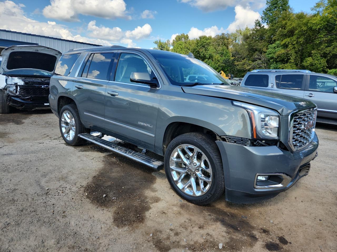 2018 GMC Yukon Denali - Фото 4