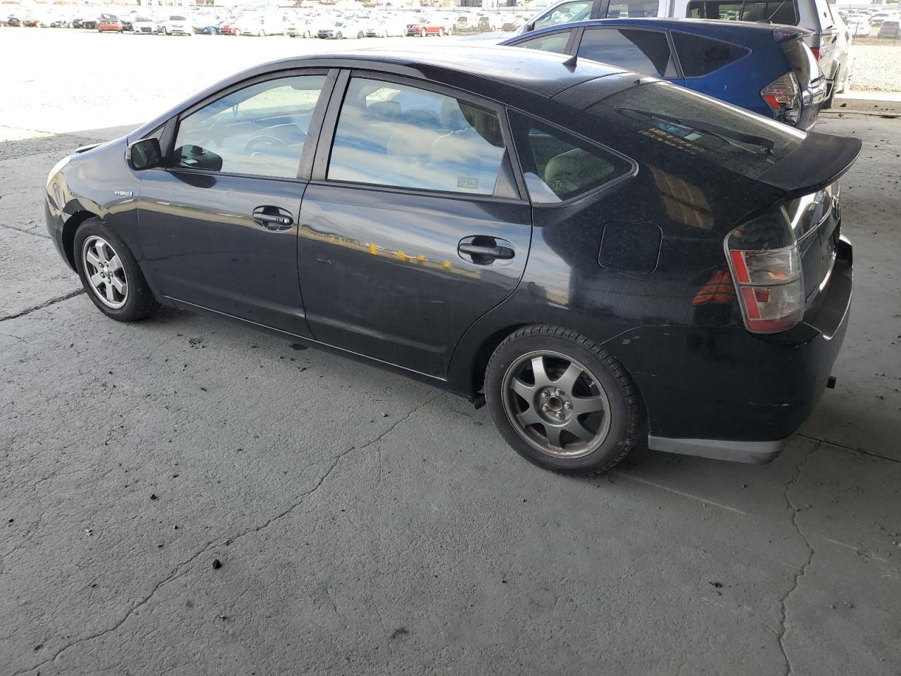 2007 Toyota Prius - Image 2