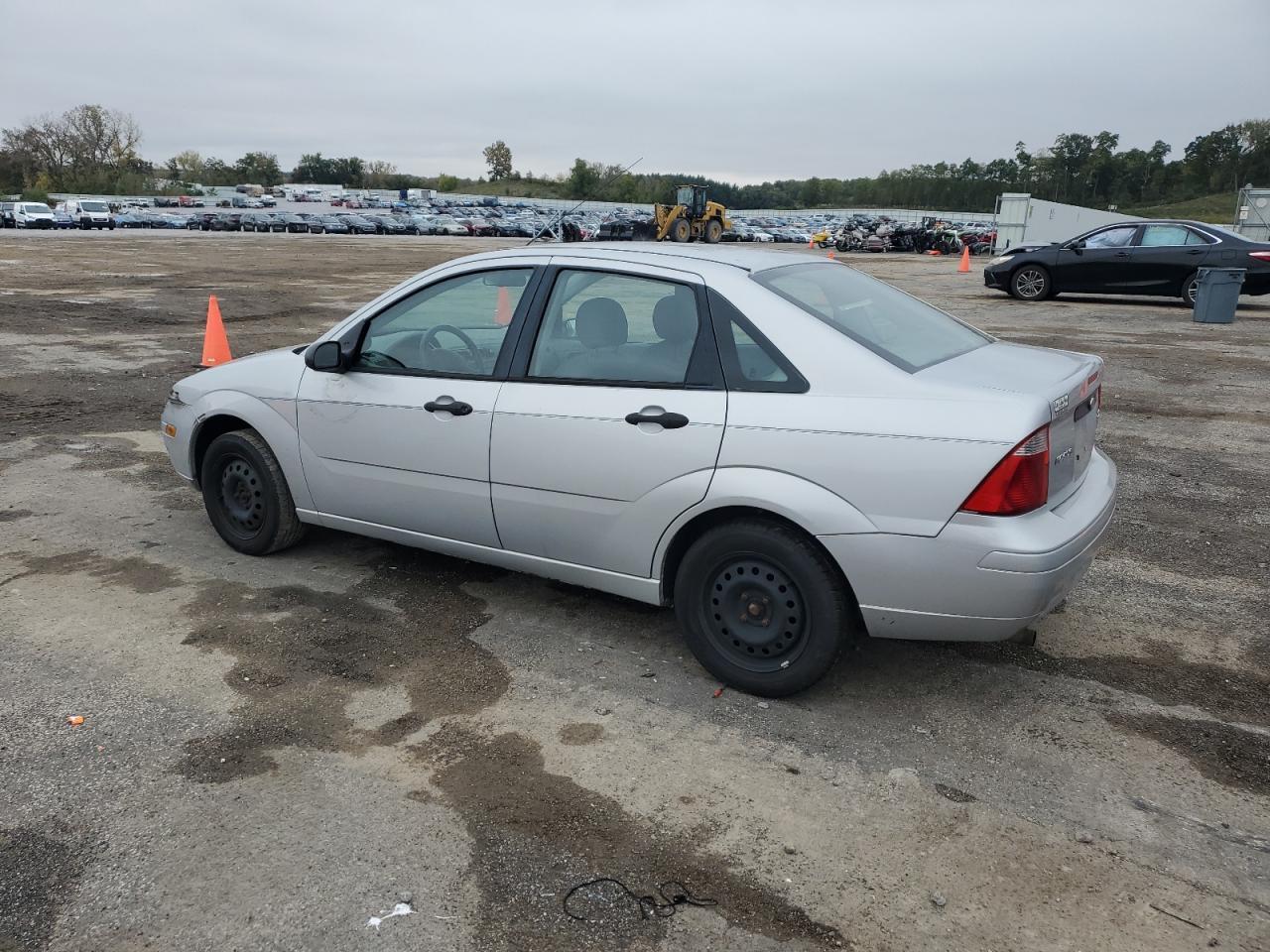 2005 Ford Focus Zx4 - Фото 2