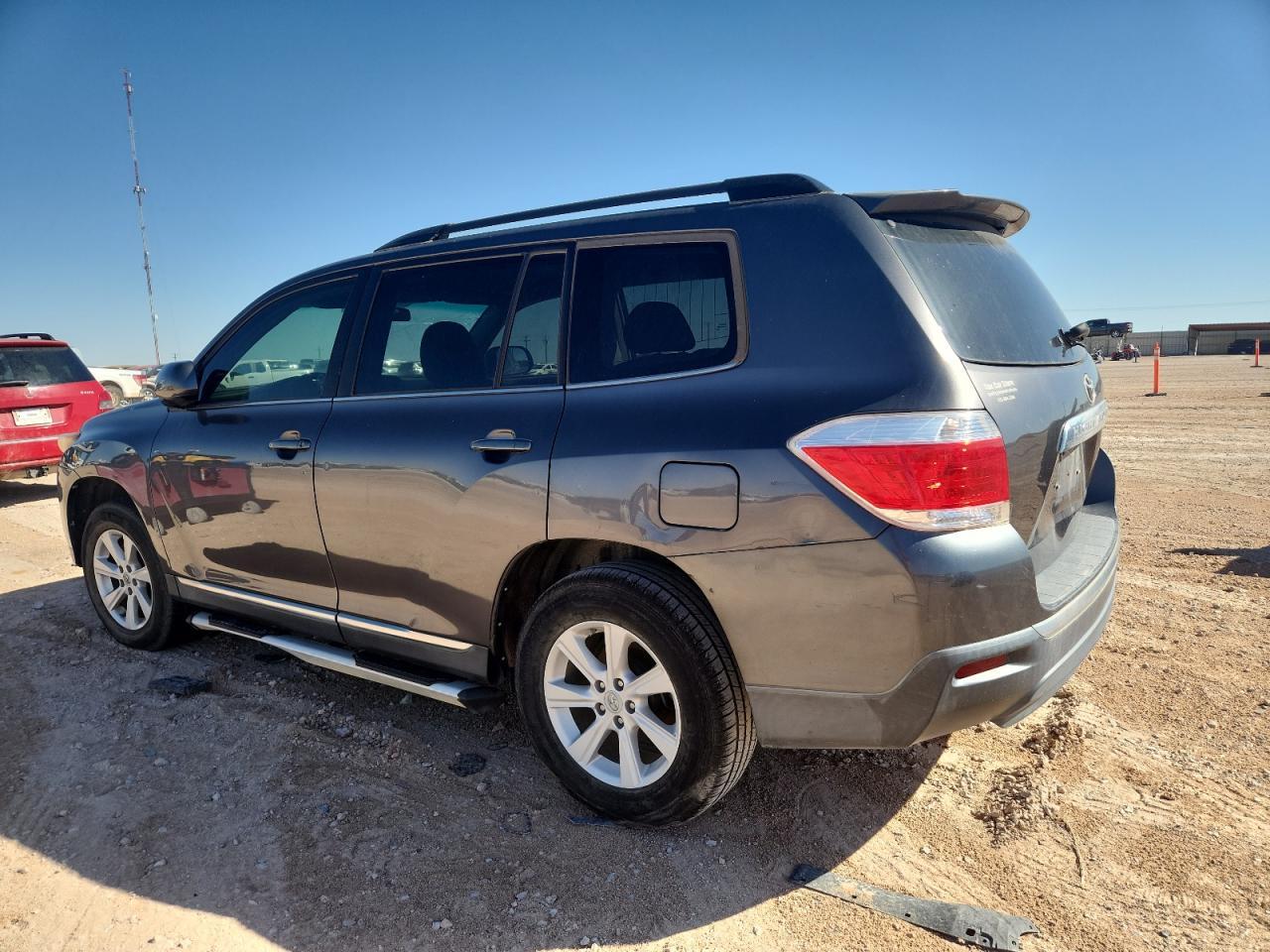 2013 Toyota Highlander Base - Фото 2