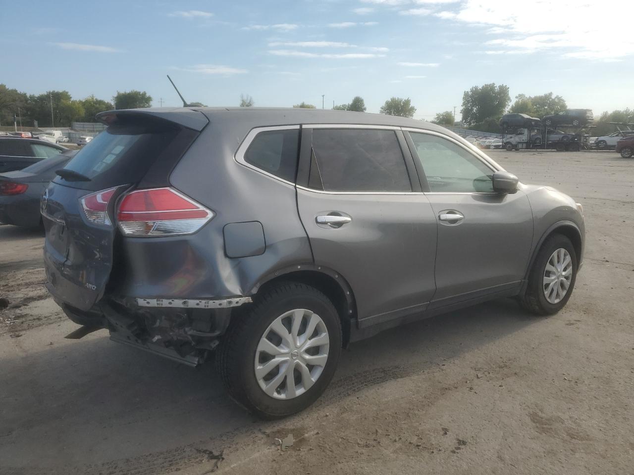 2015 Nissan Rogue S - Фото 3