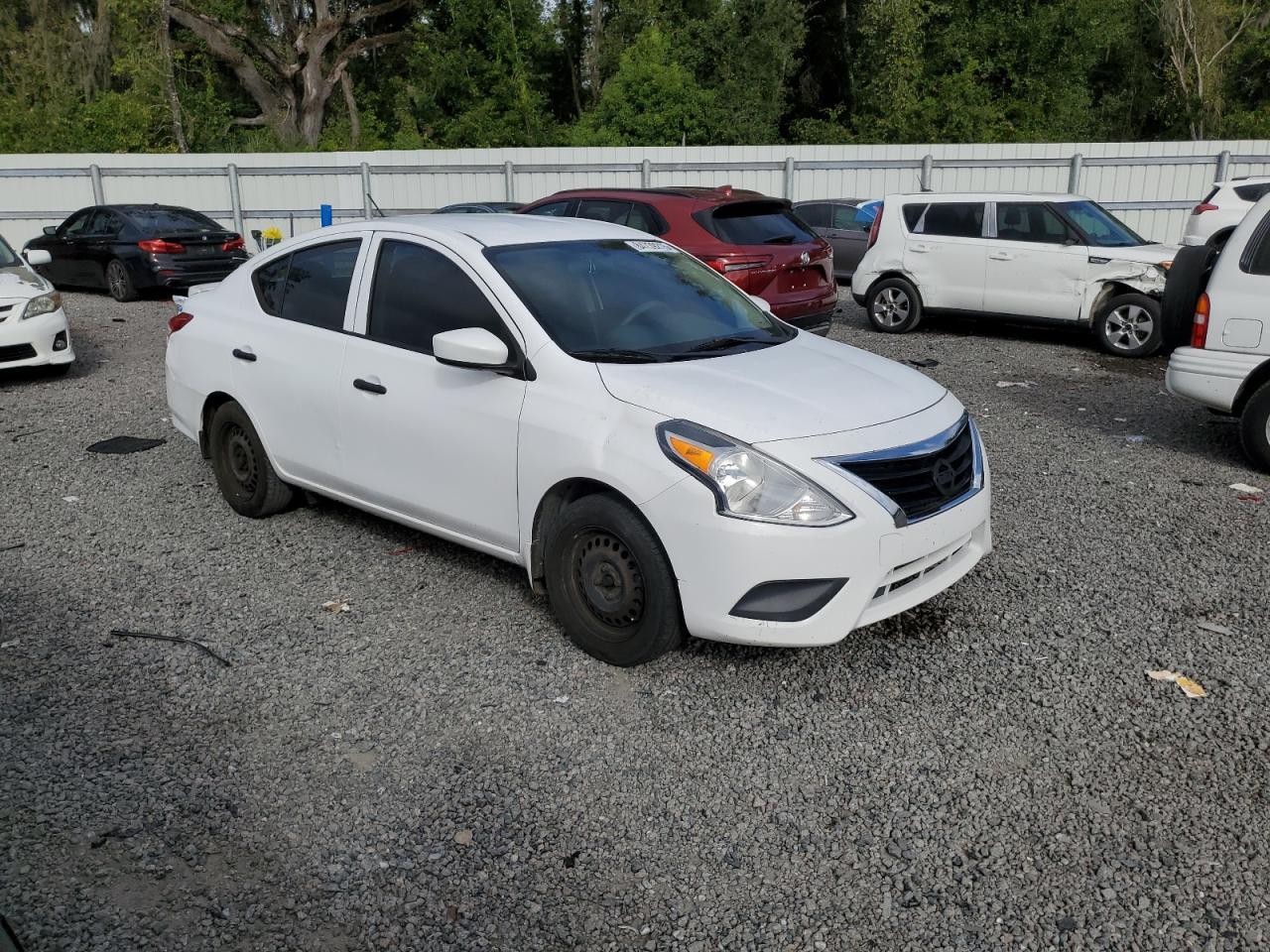 2019 Nissan Versa S - Фото 4