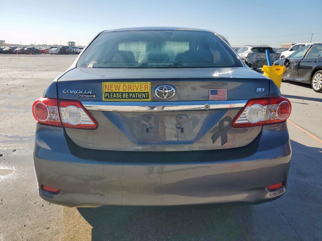 2011 Toyota Corolla Base - Фото 6